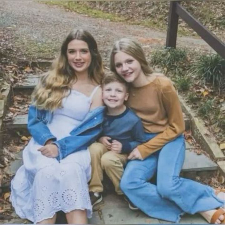 Aubreigh Wyatt: Inside Taylor Swift's Relationship With Her Granddaughter