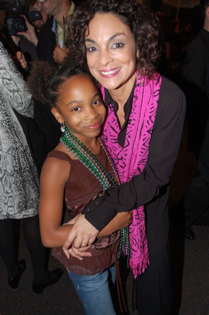 Does Jasmine Guy Have Children?