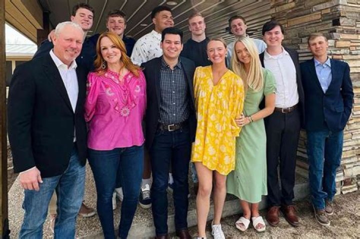 Does Ree Drummond Have Cancer? Uncovering The Health Concerns