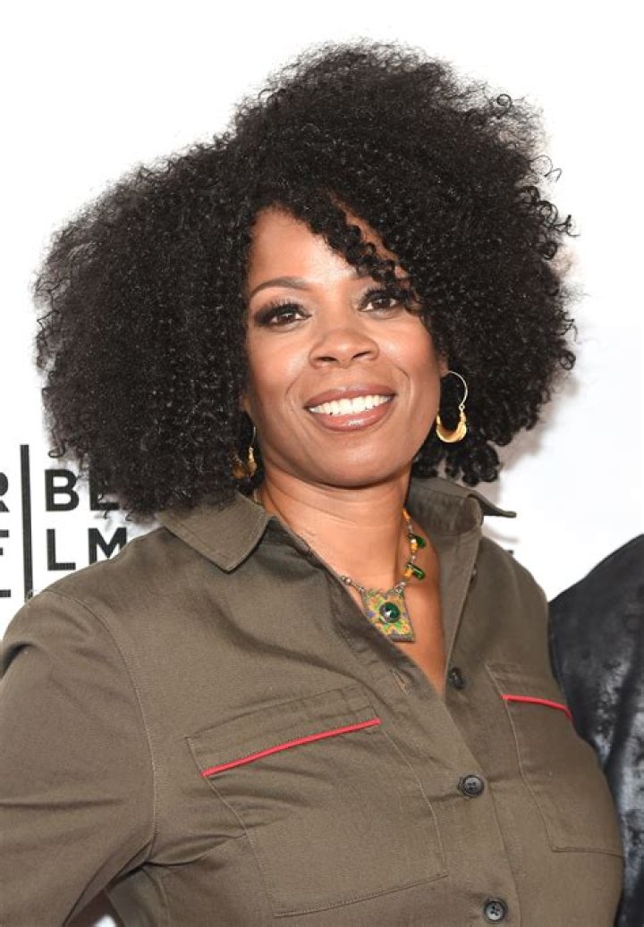 Explore The Life And Career Of Elvira Alethia Wayans, Hollywood Icon