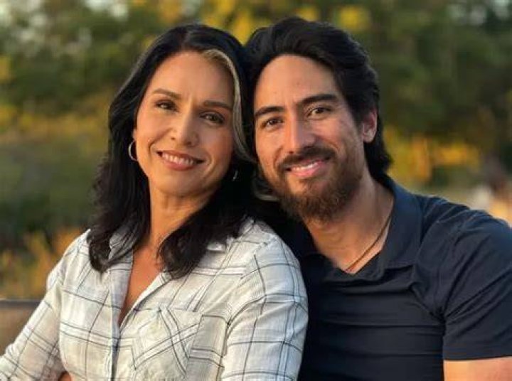 How Old And Tall Is Tulsi Gabbard? Age And Height Explored