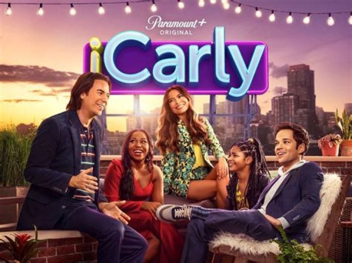Introducing Paul Glaser's Stellar Performance In "iCarly"