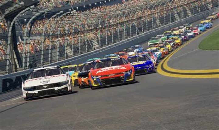 Jeff Gordon's Son Making Waves In NASCAR: Prospects For 2024
