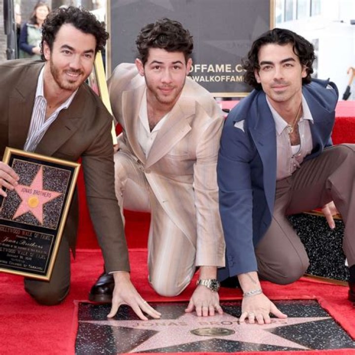 Jonas Brothers: Uncovering Their Jewish Heritage