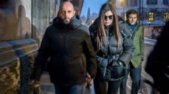 Julia Gisella's Age: Find Out Now!