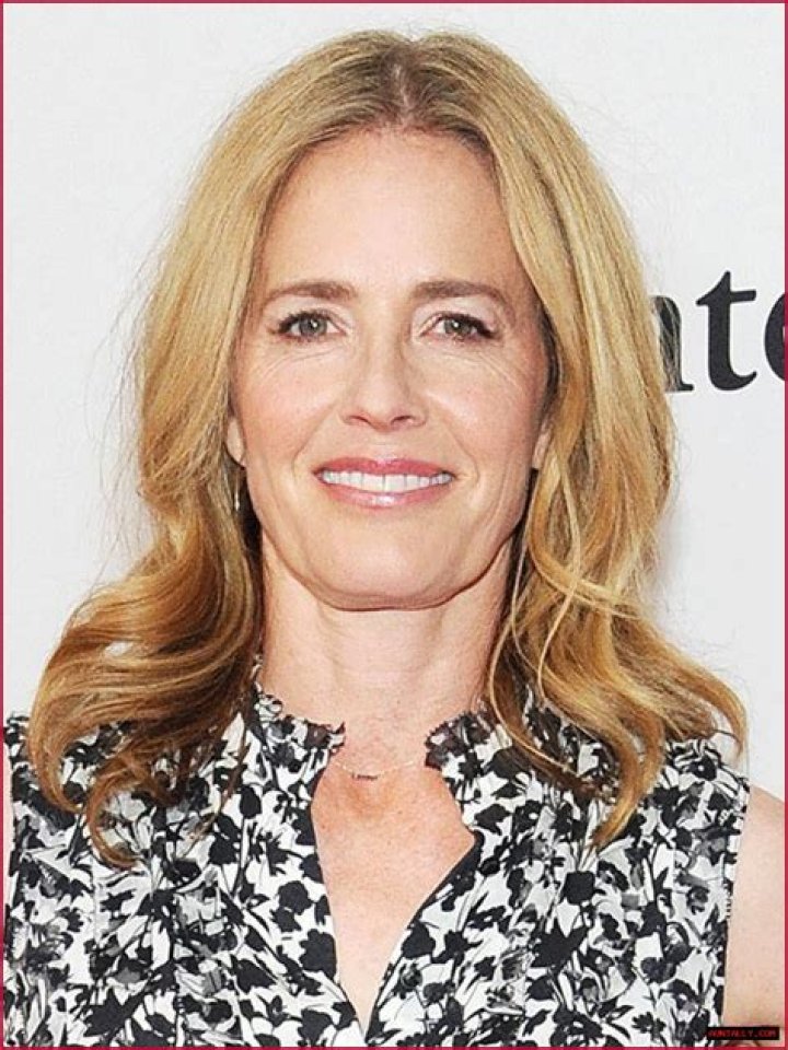 Legendary Actress Elisabeth Shue: A Cinematic Icon