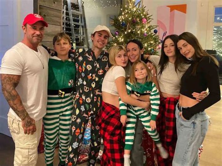 Siblings: Uncovering Hailey Bieber's Family Ties