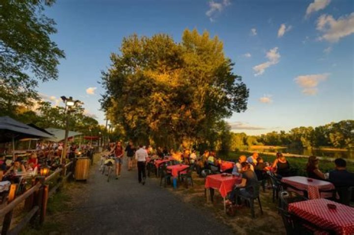 Unforgettable Summer Nights At Guinguette Barraux: A Riverside Haven