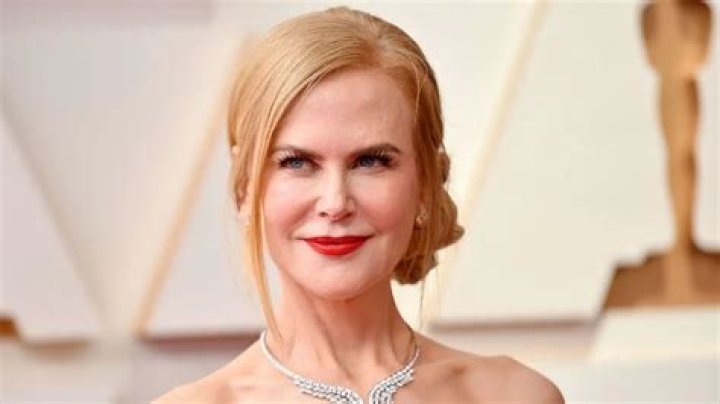 Unveiling Kay Smythe's Height, Weight, Net Worth, And Age