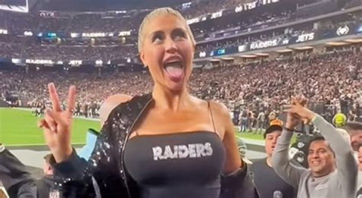 Unveiling The Truth Behind The Viral "danii Banks Raiders Stadium Video"