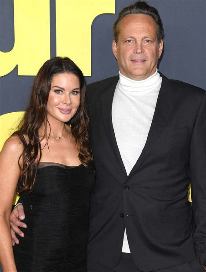 Unveiling Vince Vaughn's Marital Status: Uncover The Truth
