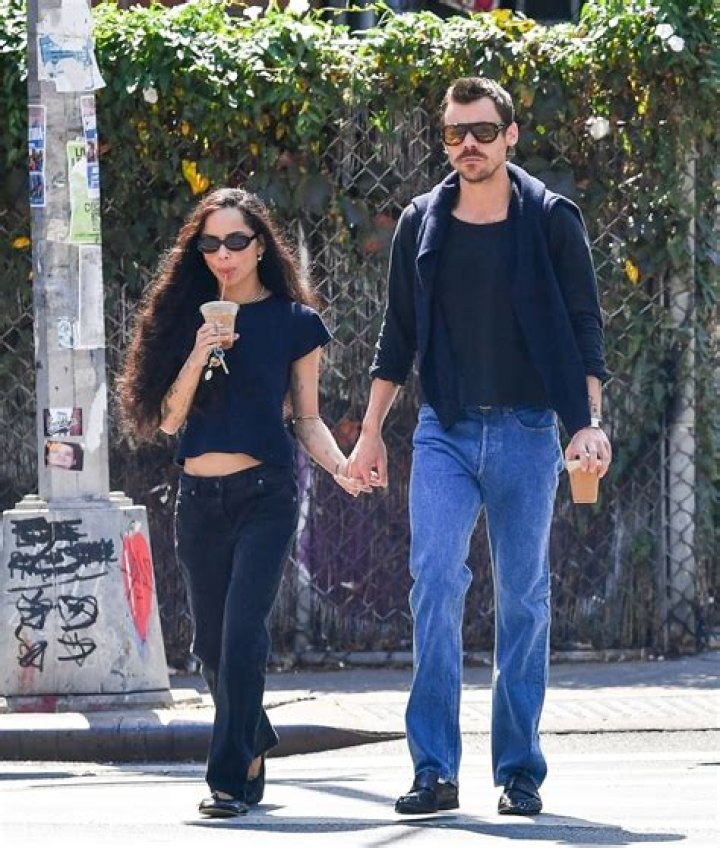 Why Did Zoe And Nick Break Up? The Shocking Truth
